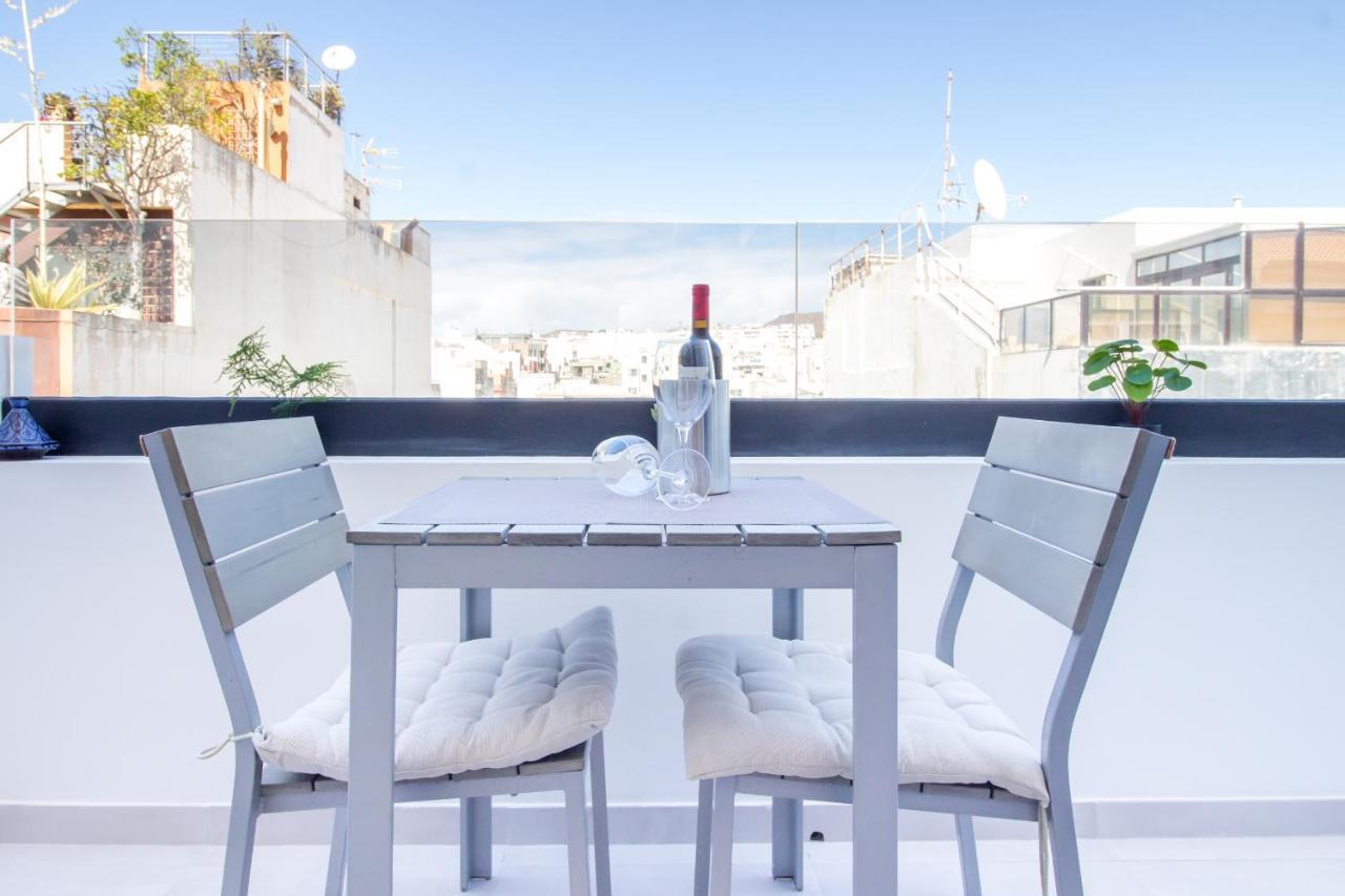 Mainstream With Balcony By Canariasgetaway *